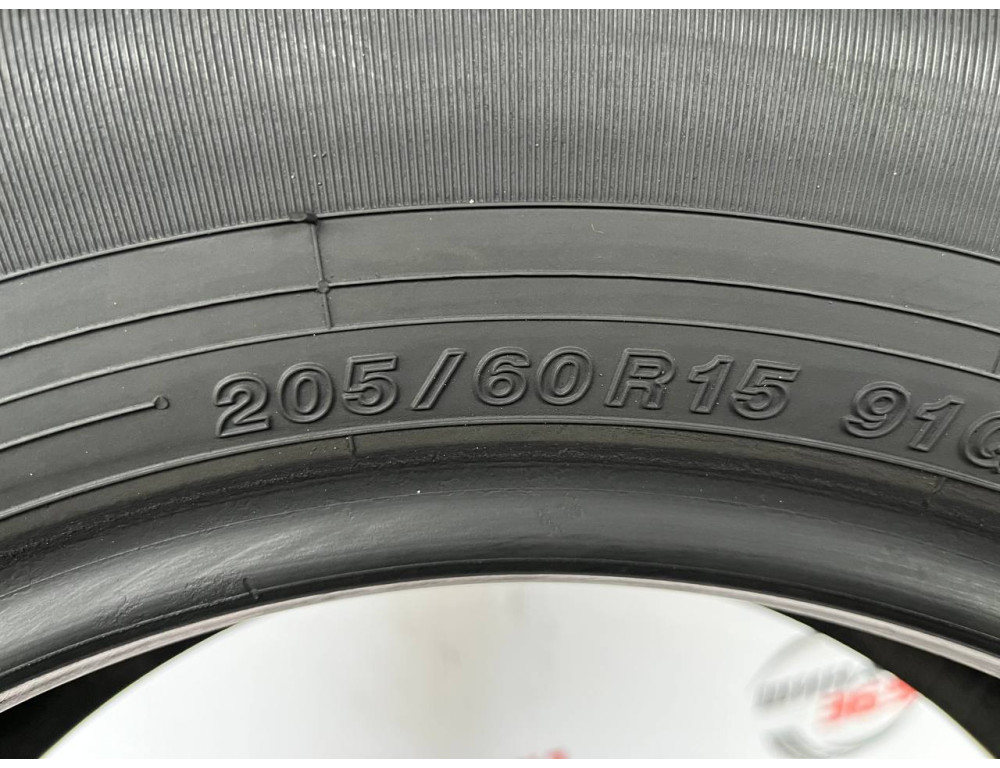 205/60 R15 YOKOHAMA ICE GUARD IG60 7mm