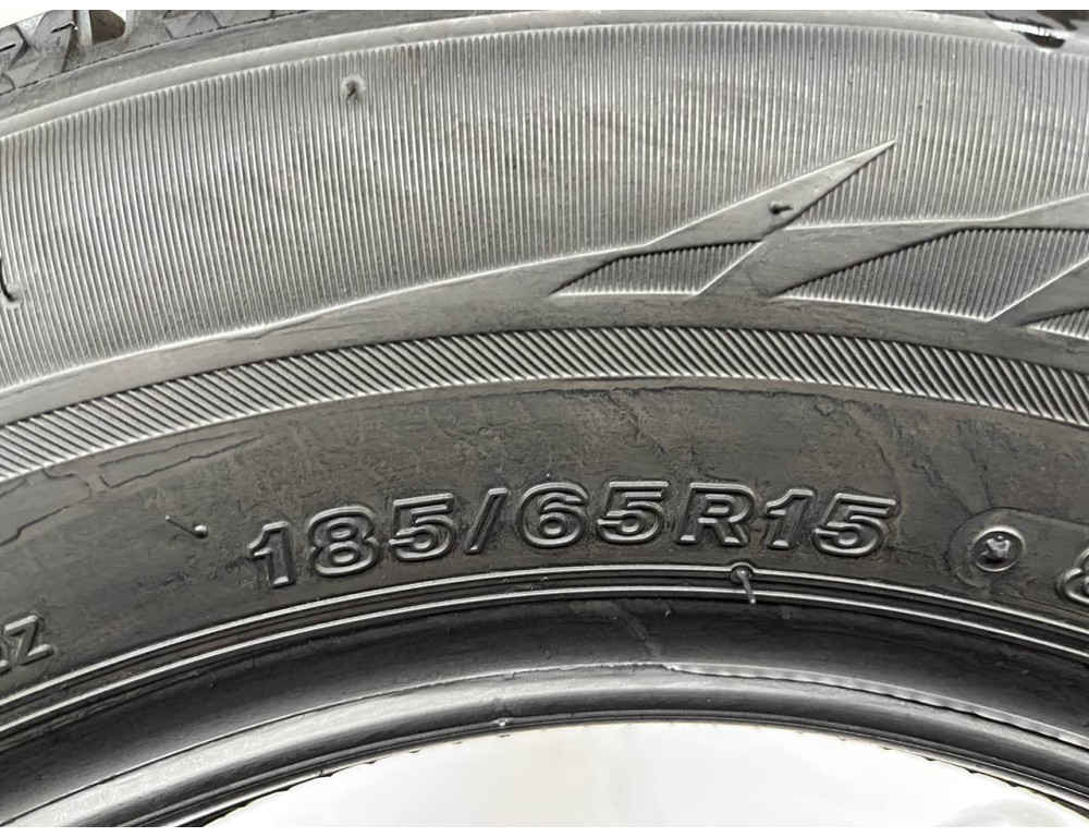 185/65 R15 BRIDGESTONE BLIZZAK VRX2 8mm