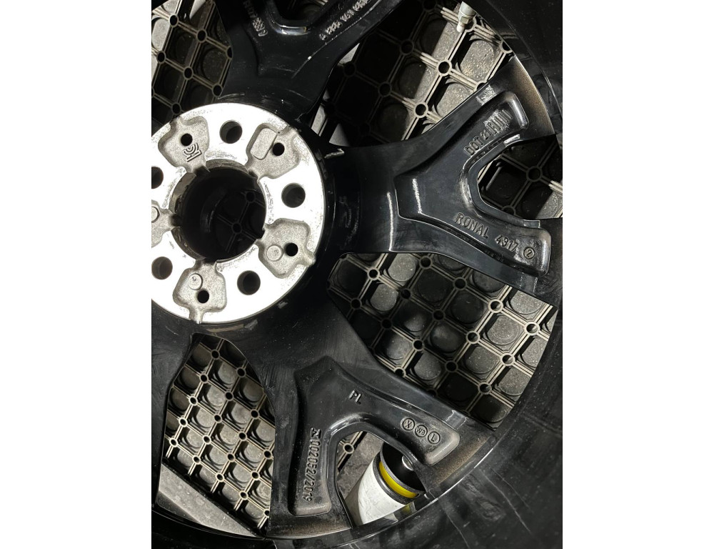 ДИСКИ ДЕМО BMW 6885461 R21 9.5J PCD 5X112 ET36 DIA66.6 BK
