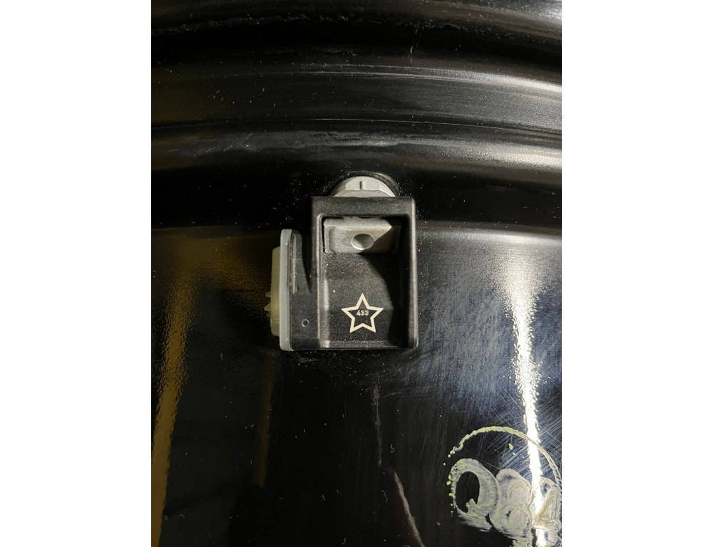 ДИСКИ ДЕМО BMW 6885461 R21 9.5J PCD 5X112 ET36 DIA66.6 BK