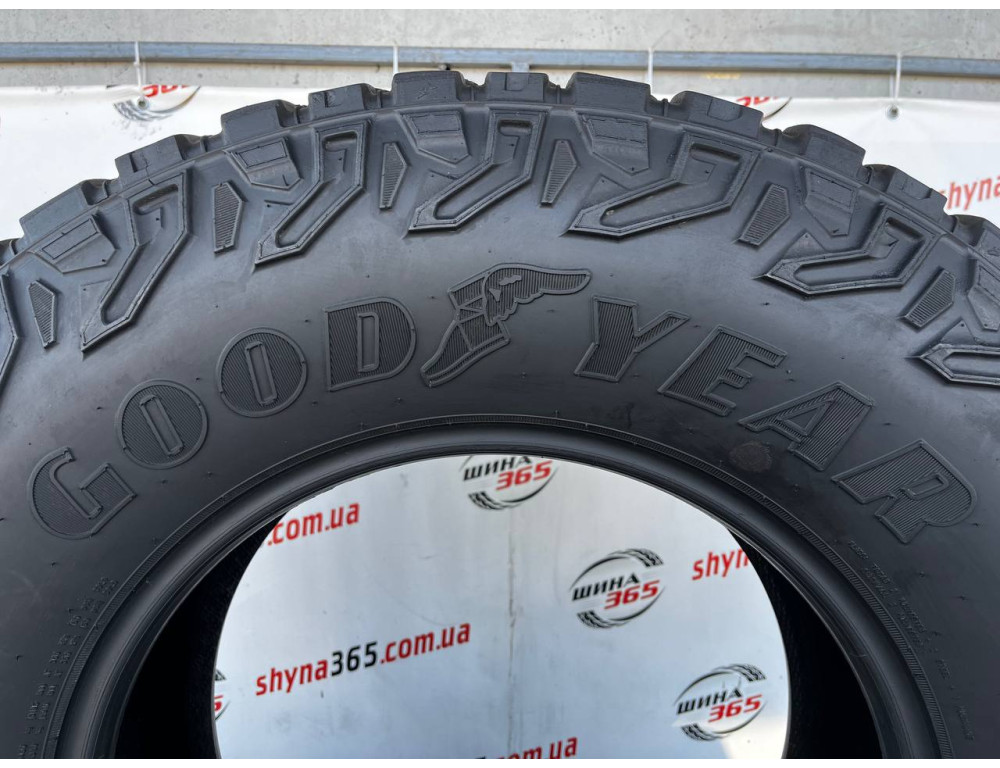 325/65 R18 GOODYEAR WRANGLER TERRITORY AT 7mm