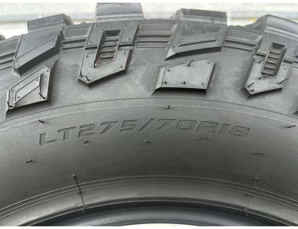275/70 R18 COOPER DISCOVERER STT PRO 7mm