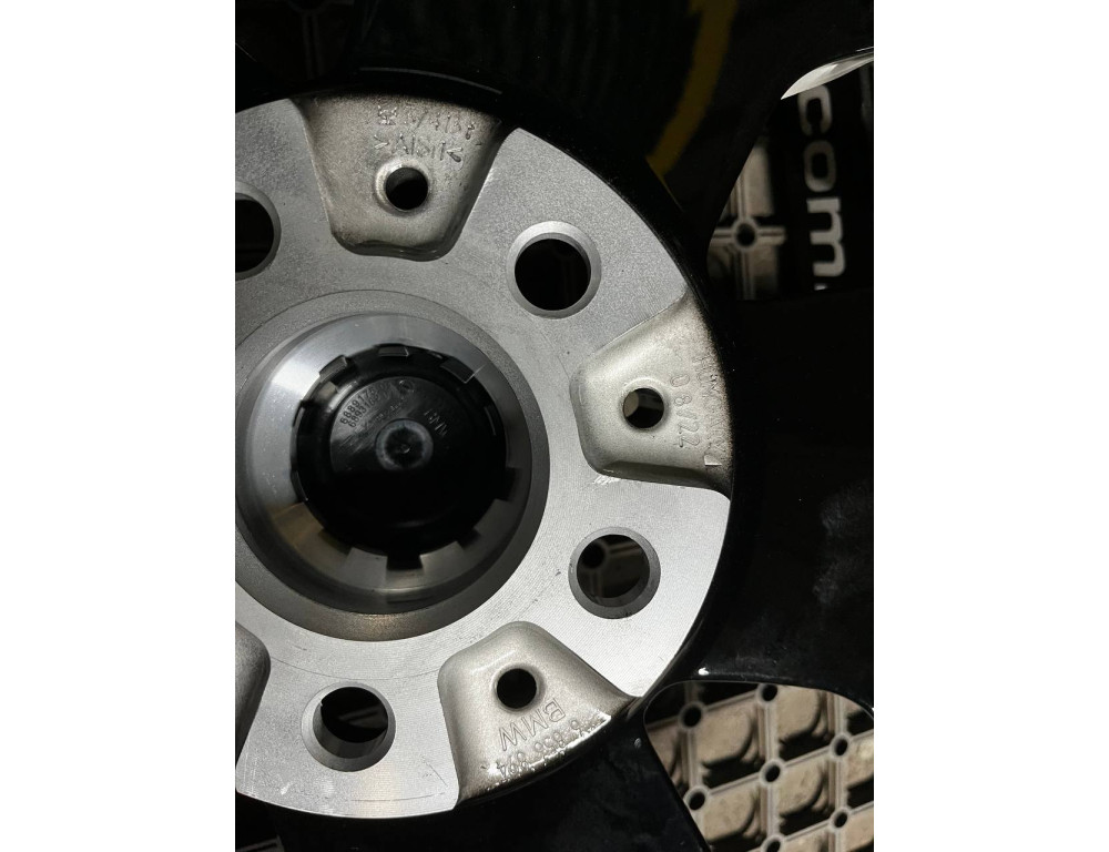 ДИСКИ BMW 6856894 R19 5J PCD 5X112 ET43 DIA66.6 BKF