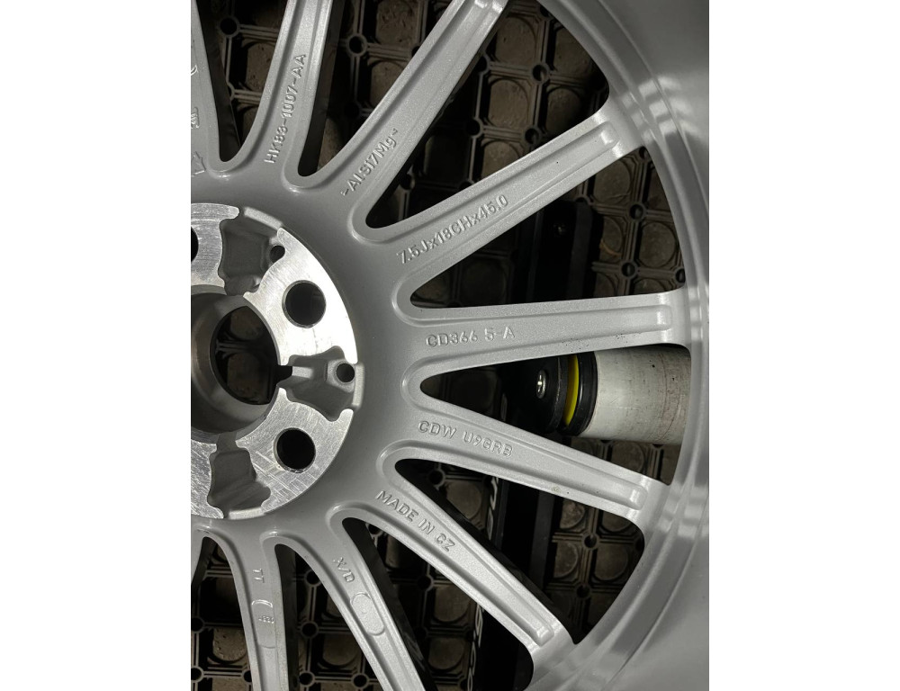 ДИСКИ JAGUAR HK83-1007AA R18 7.5J PCD 5X108 ET45 DIA63.4 S