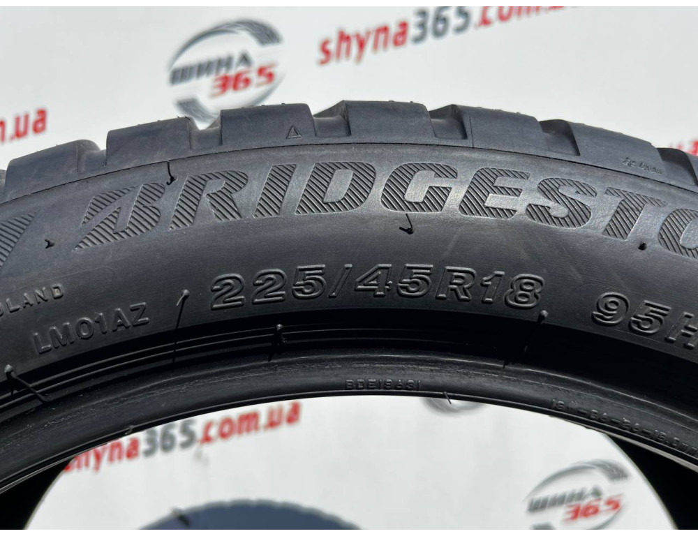 225/45 R18 BRIDGESTONE BLIZZAK LM001 RUN FLAT 5mm