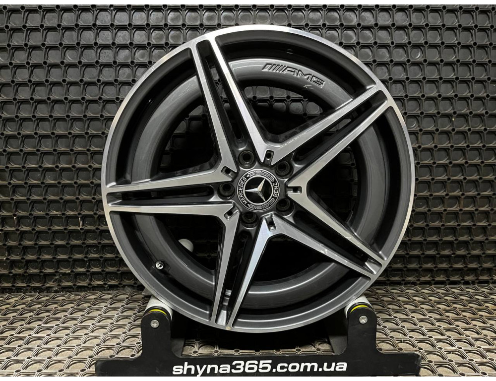 ДИСКИ БУ MERCEDES AMG A2934011400 R19 7.5J PCD 5X112 ET32 DIA66.6 GMF