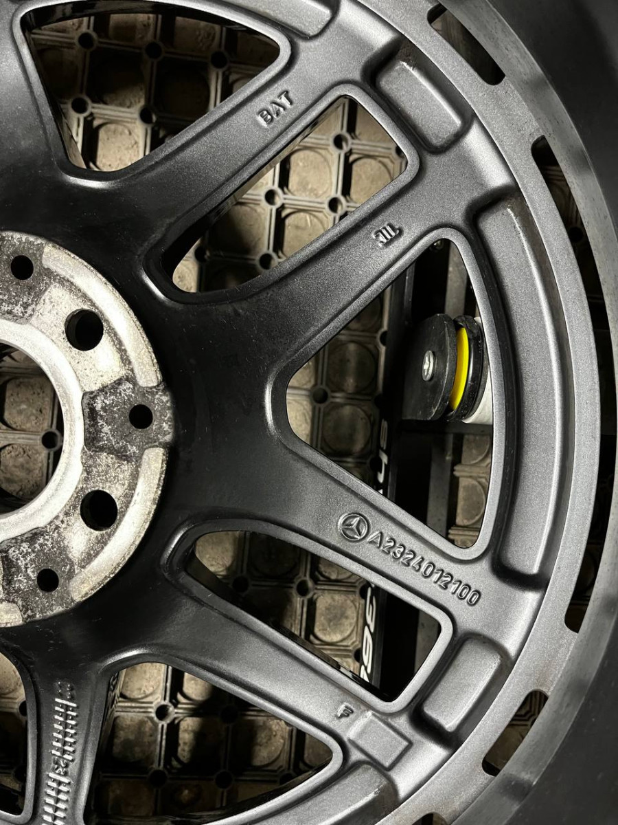 ДИСКИ БУ MERCEDES AMG A2324012100 R20 9.5J PCD 5X112 ET53.5 DIA66.6 GMF