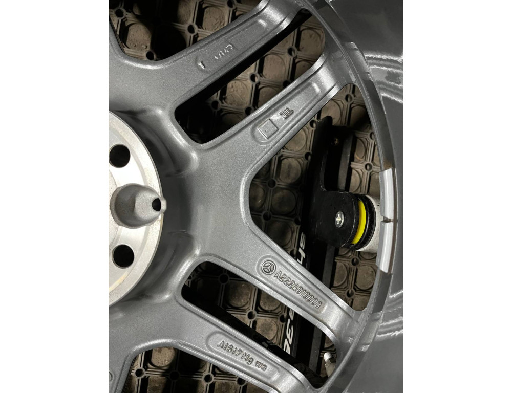 ДИСКИ БУ MERCEDES AMG A2224010000 R19 8.5J PCD 5X112 ET38 DIA66.6 GMF