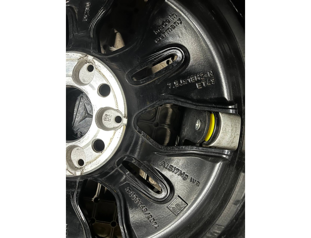 ДИСКИ БУ MERCEDES A1774010500 R18 7.5J PCD 5X112 ET49 DIA66.6 BKF
