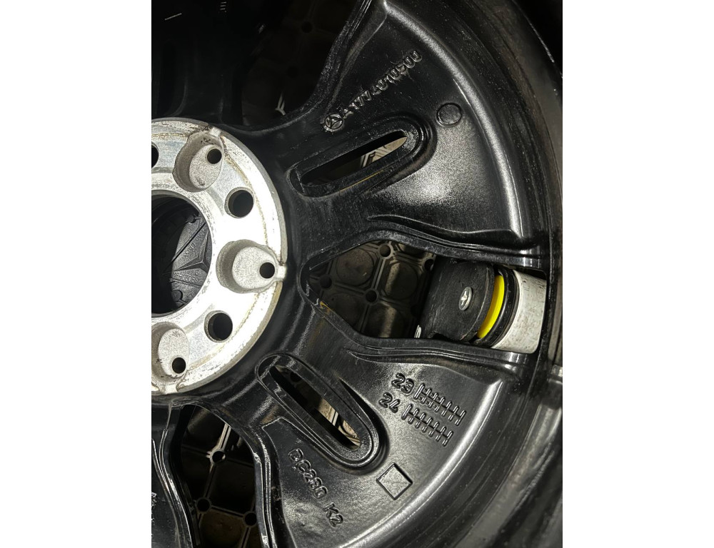 ДИСКИ БУ MERCEDES A1774010500 R18 7.5J PCD 5X112 ET49 DIA66.6 BKF