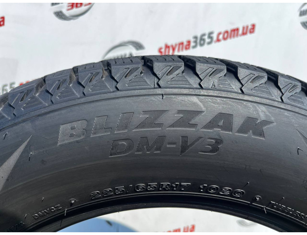 225/65 R17 BRIDGESTONE BLIZZAK DM-V3 9mm
