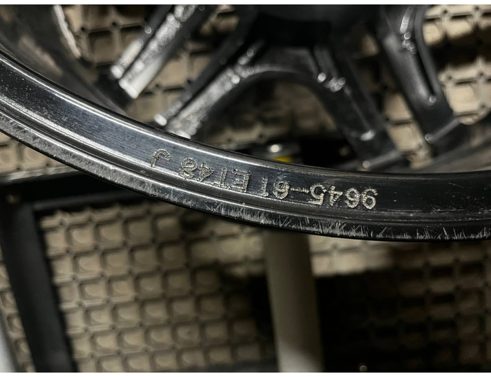 ДИСКИ БУ MERCEDES AMG R20 9.5J PCD 5X112 ET48 DIA66.6 BKF