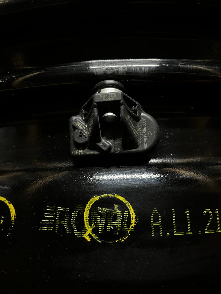 ДИСКИ БУ MERCEDES A2434010000 R18 6.5J PCD 5X112 ET44.5 DIA66.6 BKF