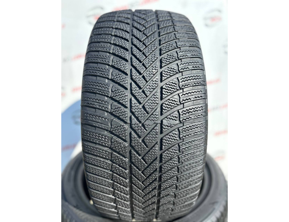 285/40 R22 BRIDGESTONE BLIZZAK LM005 5mm