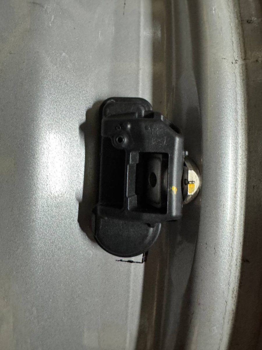 ДИСКИ БУ MERCEDES A2054012100 R17 7J PCD 5X112 ET48.5 DIA66.6 S