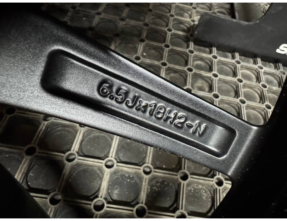 ДИСКИ БУ MERCEDES A2474012600 R18 6.5J PCD 5X112 ET44 DIA66.6 BK