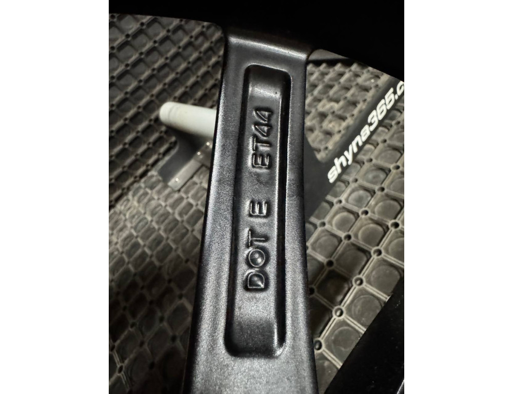 ДИСКИ БУ MERCEDES A2474012600 R18 6.5J PCD 5X112 ET44 DIA66.6 BK