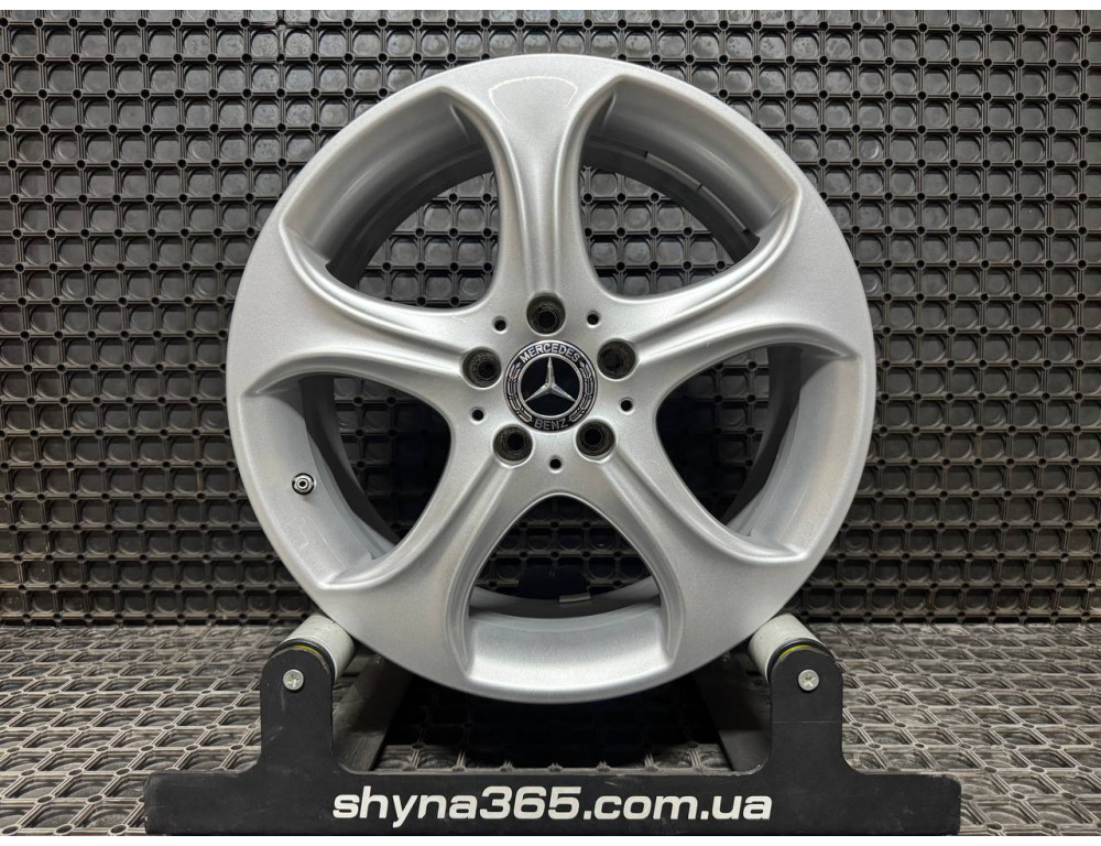 ДИСКИ БУ MERCEDES A2054010600 R18 7.5J PCD 5X112 ET44 DIA66.6 S