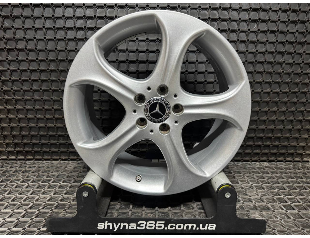 ДИСКИ БУ MERCEDES A2054018800 R18 7.5J PCD 5X112 ET44 DIA66.6 S