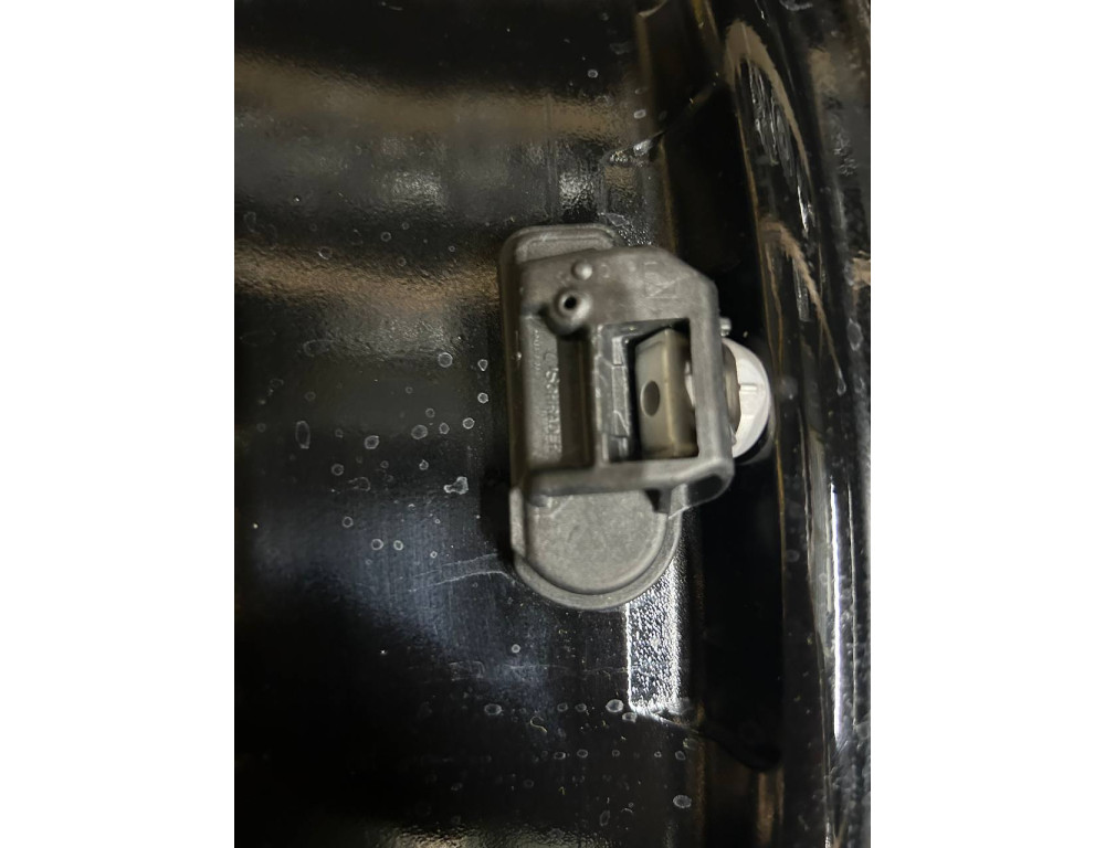 ДИСКИ БУ MERCEDES A2934011300 R19 7.5J PCD 5X112 ET32 DIA66.6 BKF