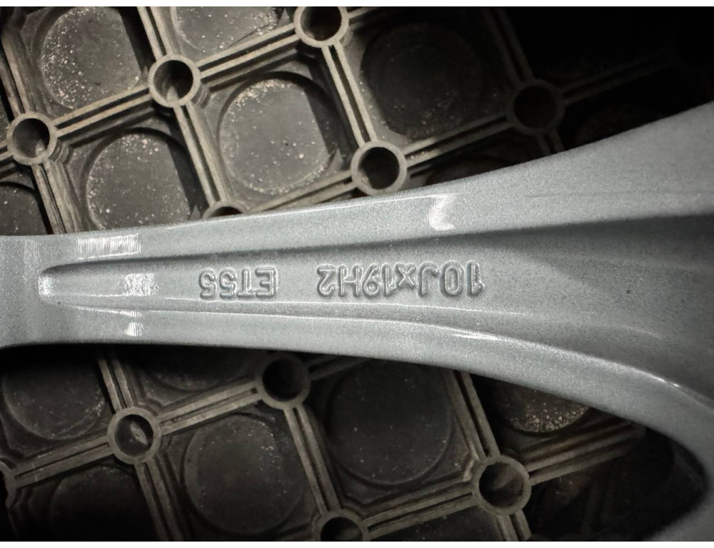 ДИСКИ БУ MERCEDES AMG A2134012700 R19 10J PCD 5X112 ET55 DIA66.6 GMF