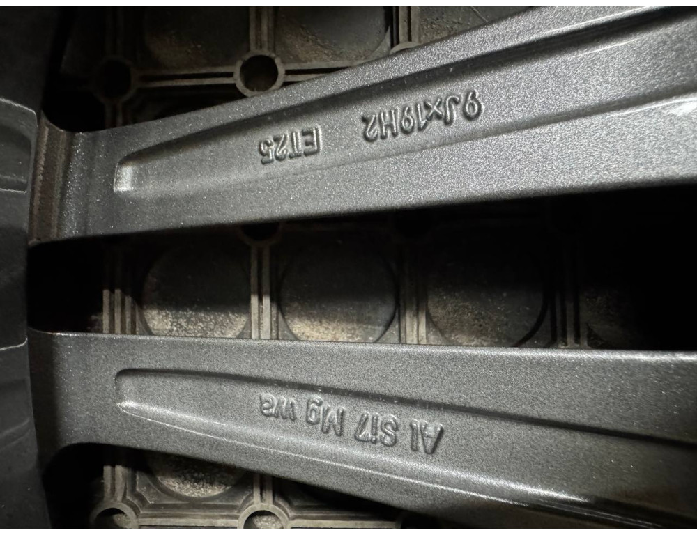 ДИСКИ БУ MERCEDES AMG A2054016200 R19 9J PCD 5X112 ET25 DIA66.6 GMF