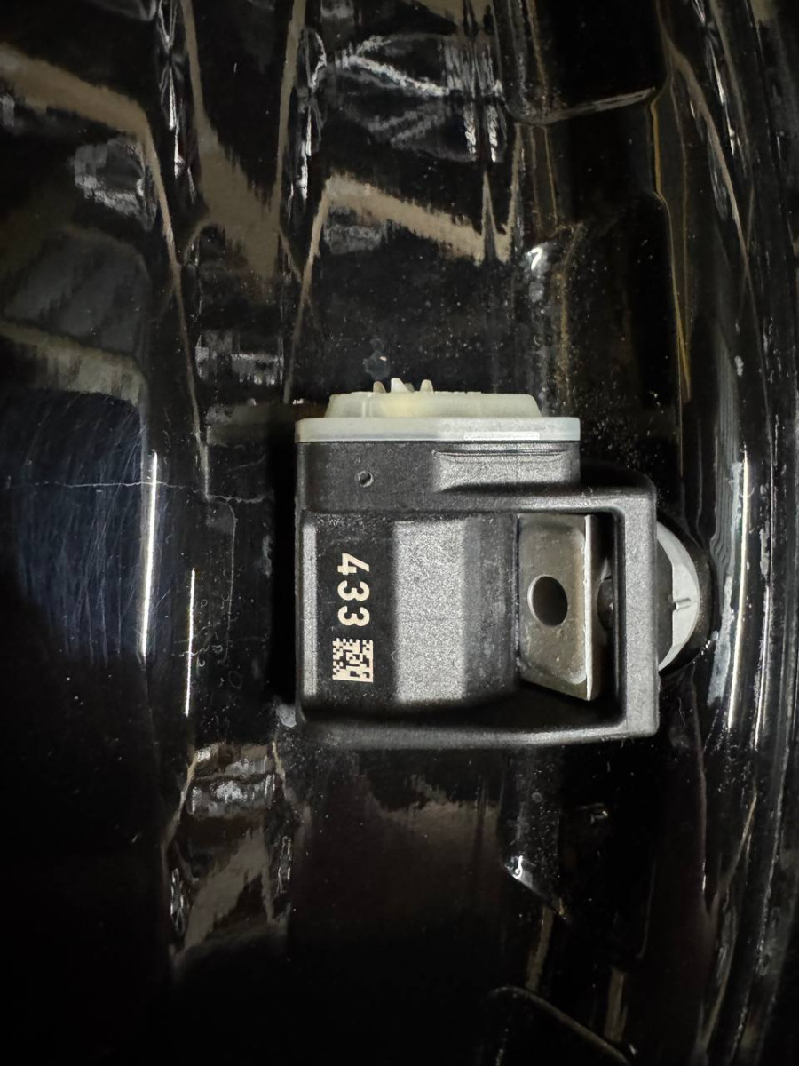 ДИСКИ БУ MERCEDES A2134014800 R18 9J PCD 5X112 ET53 DIA66.6 BKF