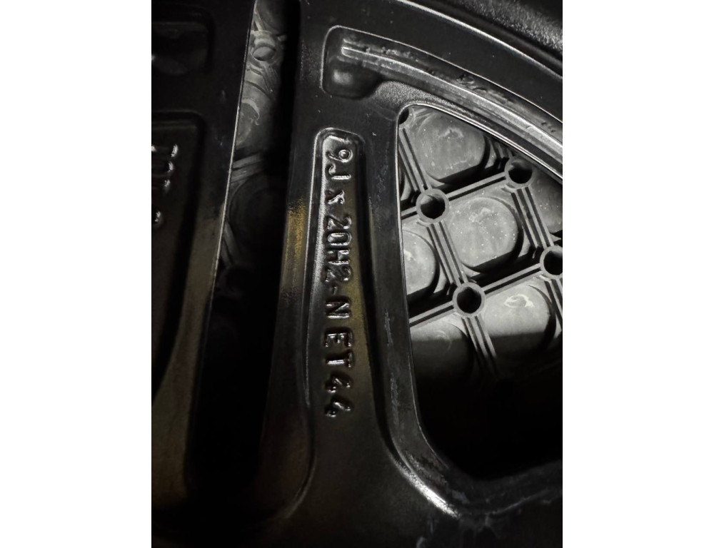 ДИСКИ БУ MERCEDES A1674013300 R20 9J PCD 5X112 ET44 DIA66.6 BKF