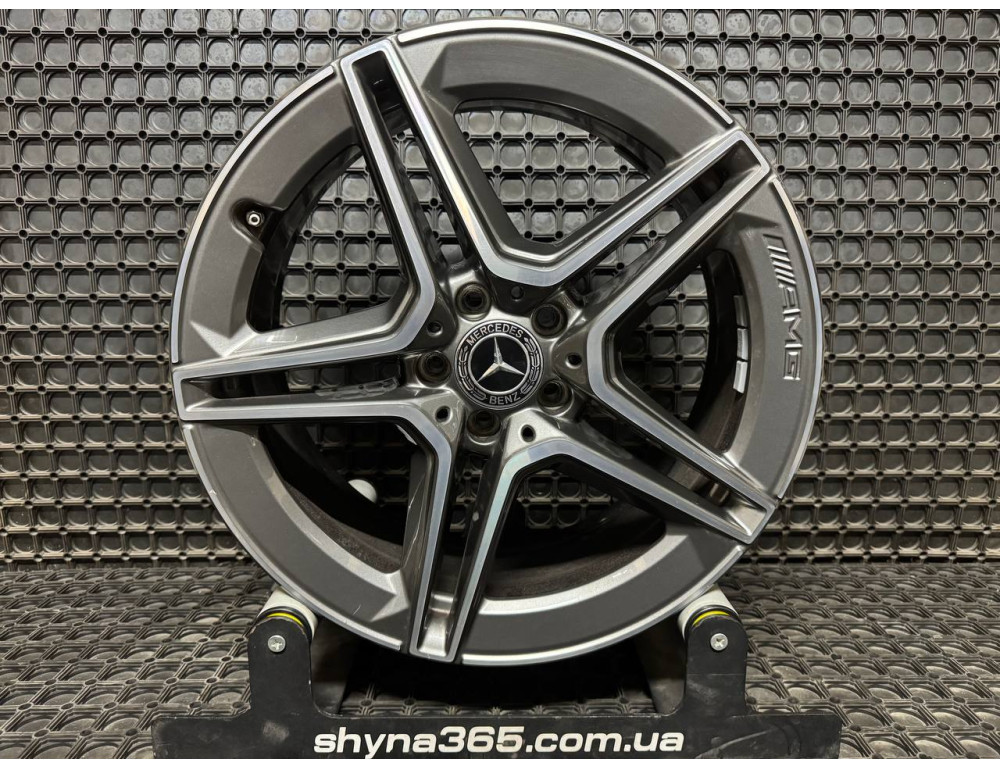 ДИСКИ БУ MERCEDES AMG A2574011500 R19 8J PCD 5X112 ET33 DIA66.6 GMF