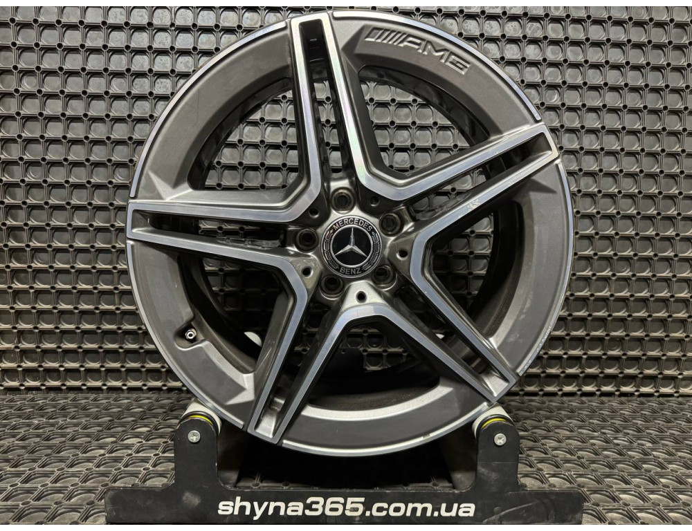 ДИСКИ БУ MERCEDES AMG A2574011500 R19 8J PCD 5X112 ET33 DIA66.6 GMF