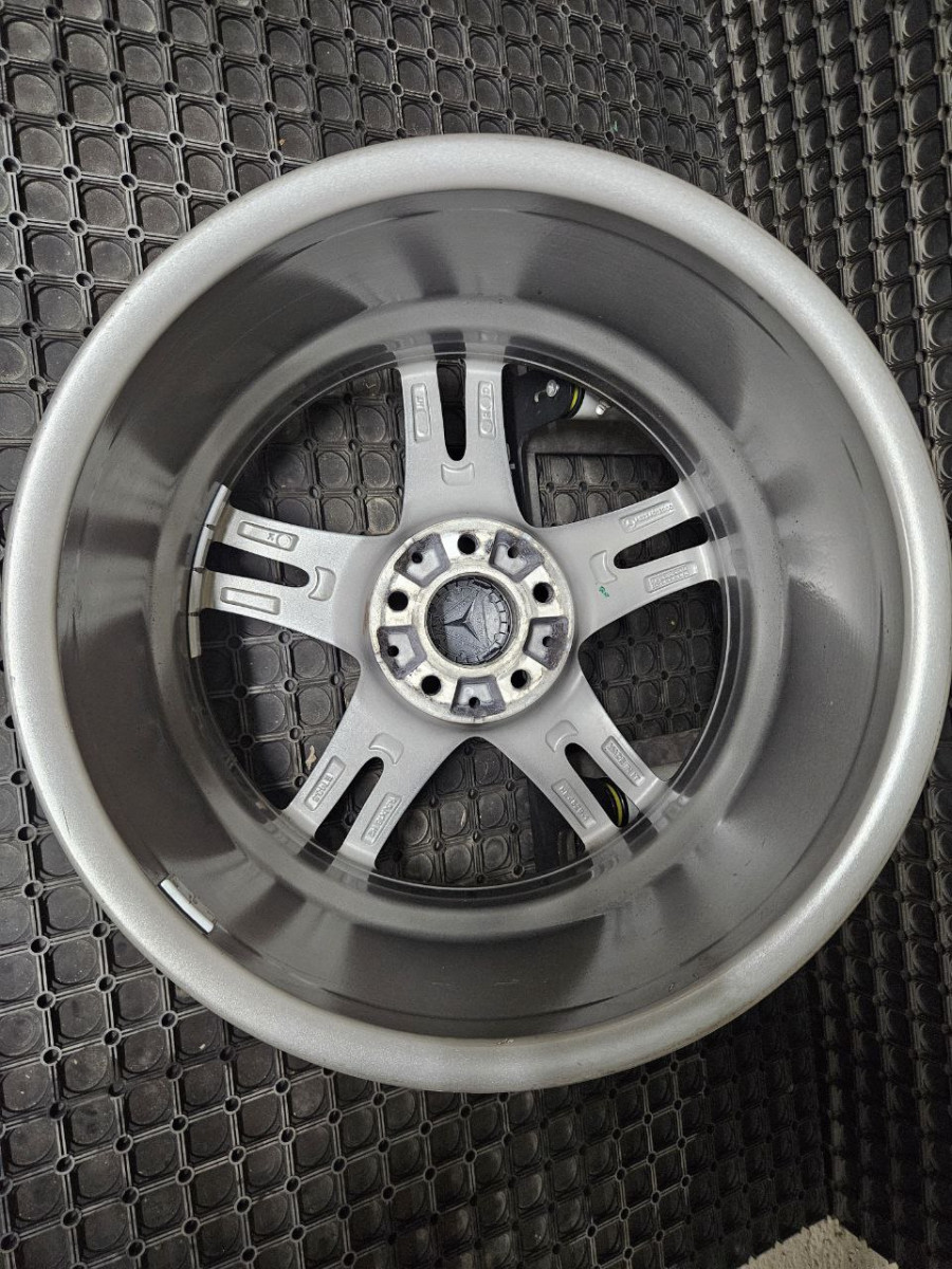 ДИСКИ БУ MERCEDES A2224012000 R18 9.5J PCD 5X112 ET43.5 DIA66.6 GMF