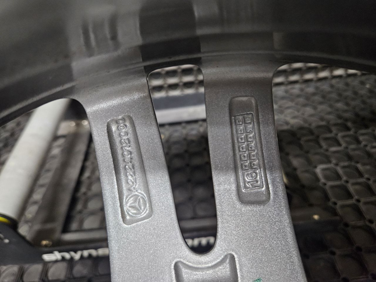 ДИСКИ БУ MERCEDES A2224012000 R18 9.5J PCD 5X112 ET43.5 DIA66.6 GMF