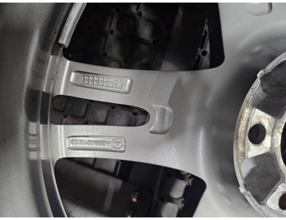 ДИСКИ БУ MERCEDES A2224011900 R18 8J PCD 5X112 ET41 DIA66.6 GMF