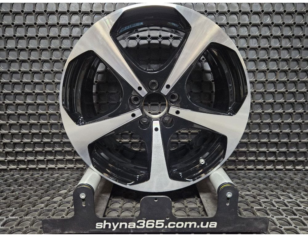 ДИСКИ БУ MERCEDES A2054014700 R18 8.5J PCD 5X112 ET56 DIA66.6 BKF