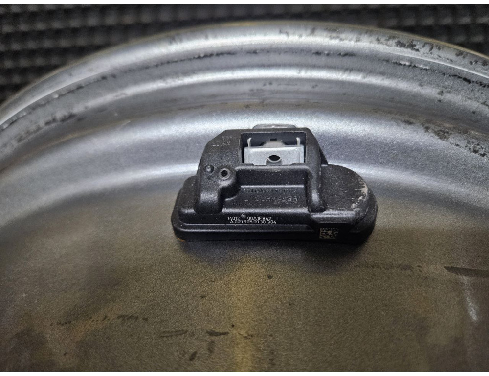 ДИСКИ БУ MERCEDES AMG A2054011900 R19 8.5J PCD 5X112 ET38 DIA66.6 GMF