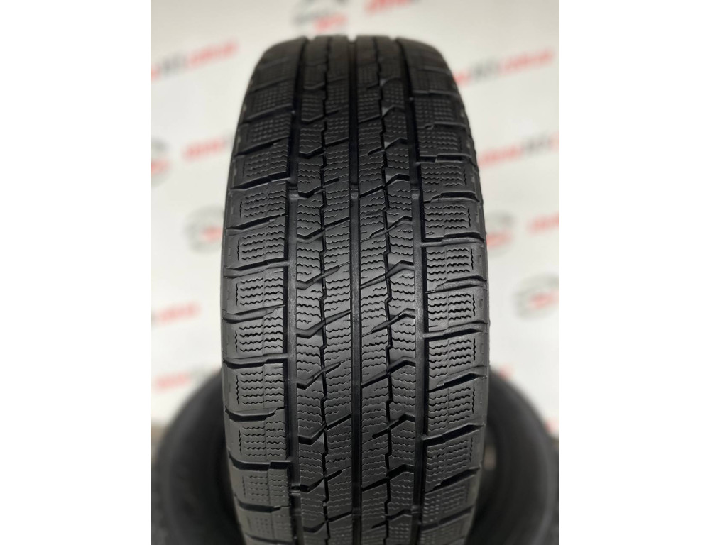 215/60 R17 GOODYEAR ICE NAVI ZEA II ULTRAGRIP 8mm