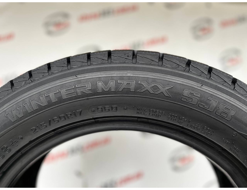 215/60 R17 DUNLOP WINTER MAXX SJ8 9mm