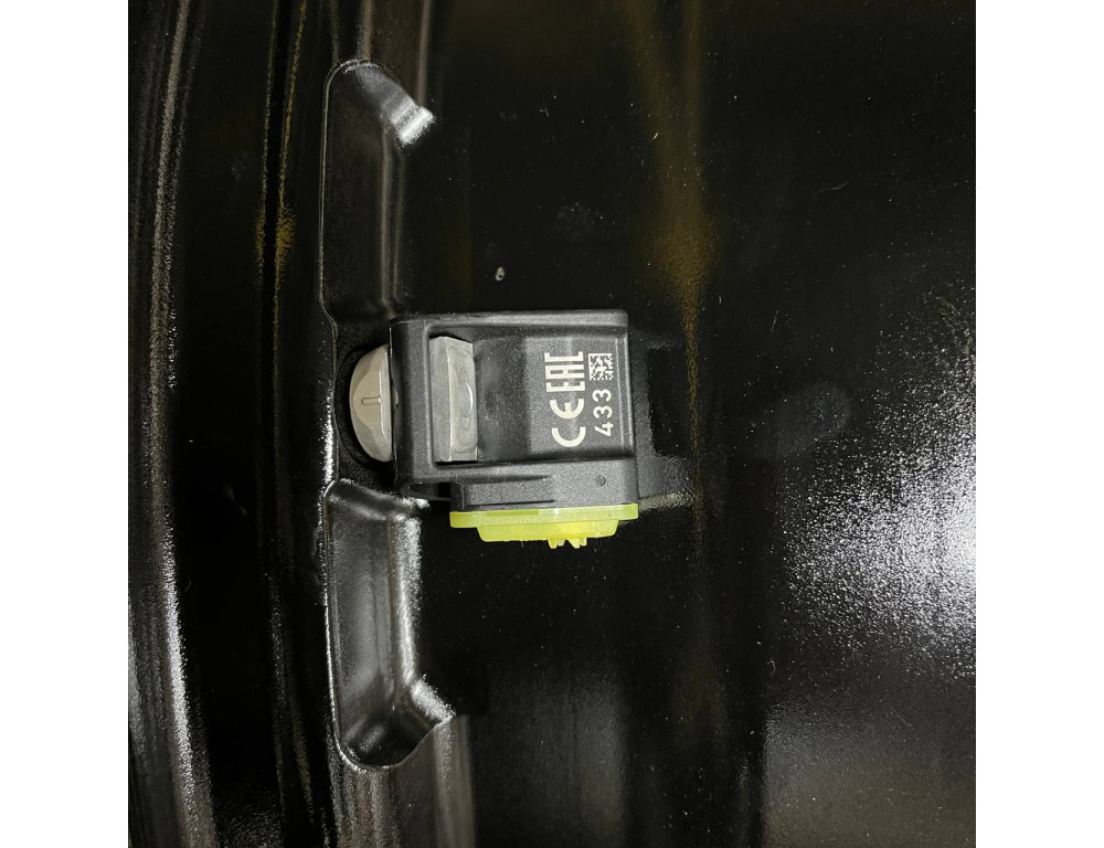 ДИСКИ БУ MERCEDES A2534014500 R18 8J PCD 5X112 ET38 DIA66.6 BKF