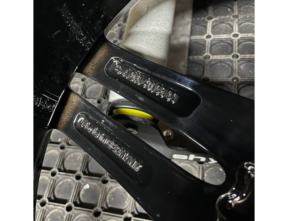 ДИСКИ БУ MERCEDES AMG A2134013800 R19 8J PCD 5X112 ET20 DIA66.6 BKF