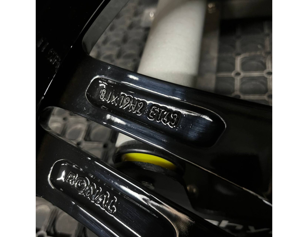 ДИСКИ БУ MERCEDES AMG A2134013800 R19 8J PCD 5X112 ET20 DIA66.6 BKF