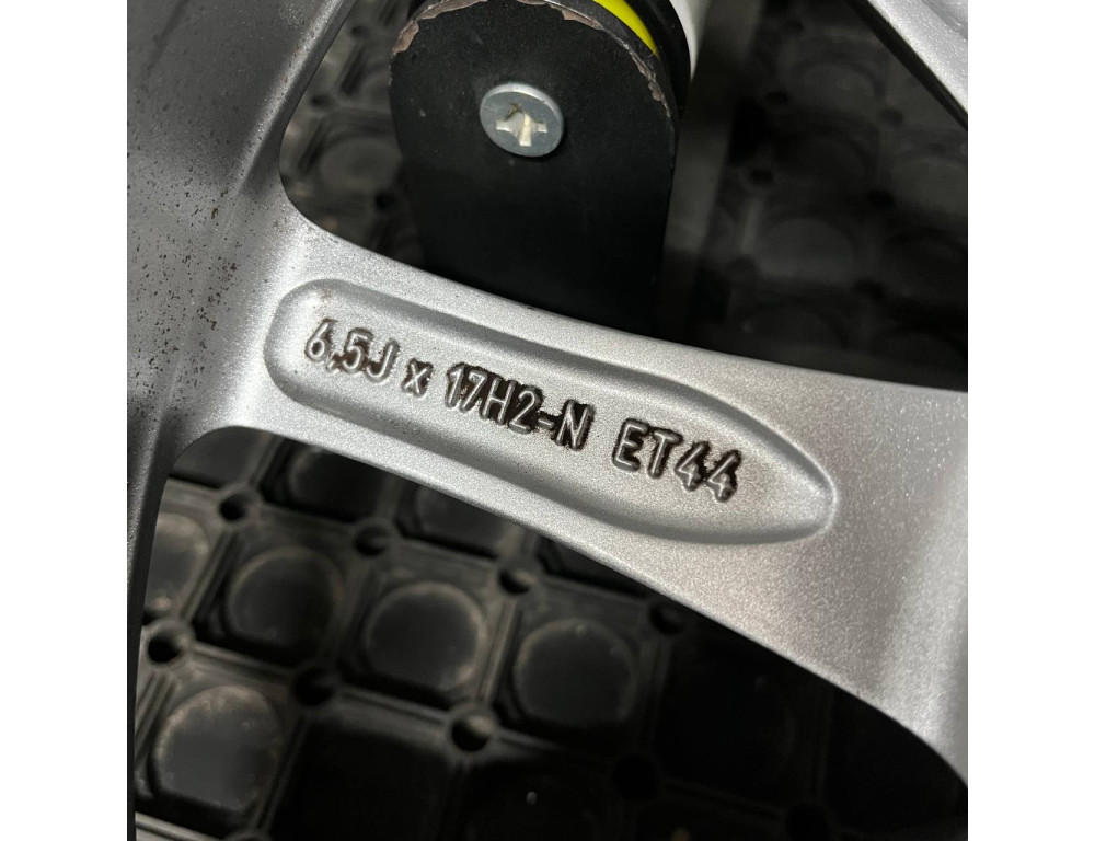 ДИСКИ БУ MERCEDES A1774010300 R17 6.5J PCD 5X112 ET44 DIA66.6 S