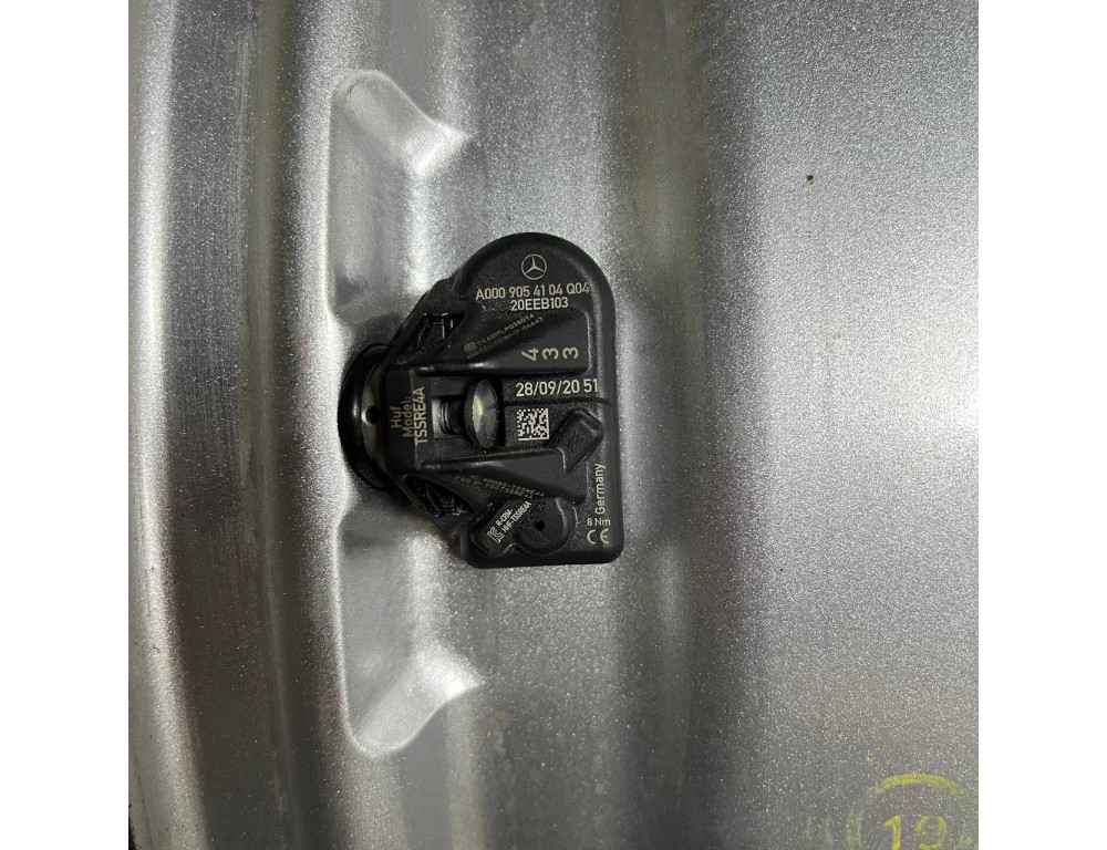 ДИСКИ БУ MERCEDES A1774010300 R17 6.5J PCD 5X112 ET44 DIA66.6 S