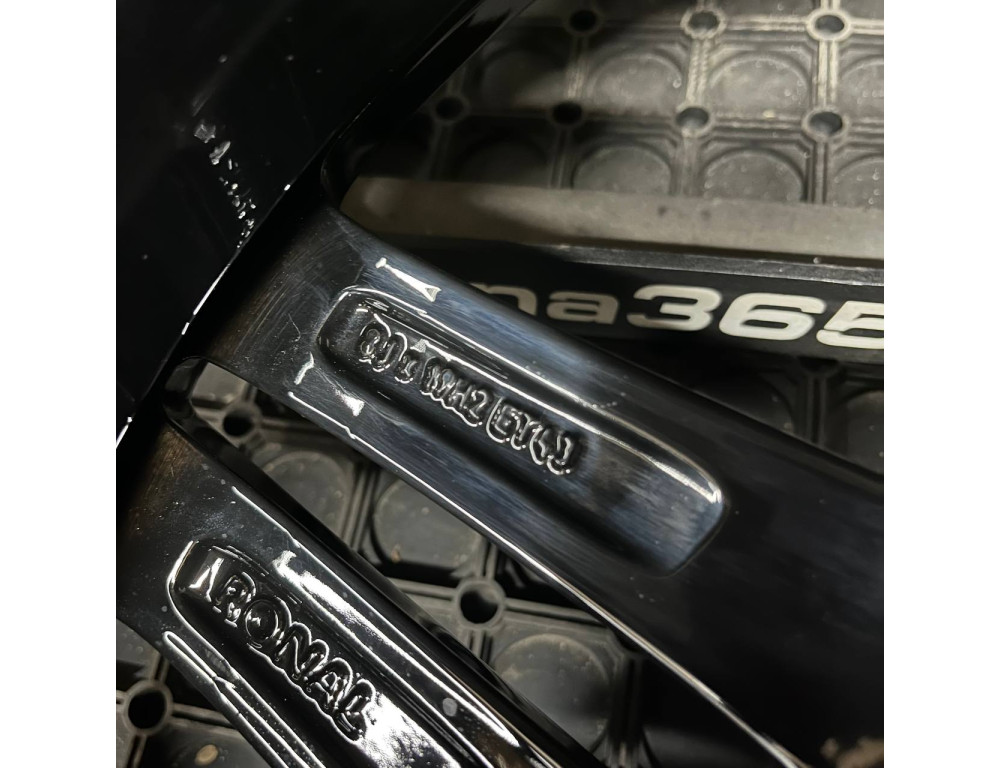 ДИСКИ БУ MERCEDES AMG A2134012000 R19 8J PCD 5X112 ET43 DIA66.6 BKF