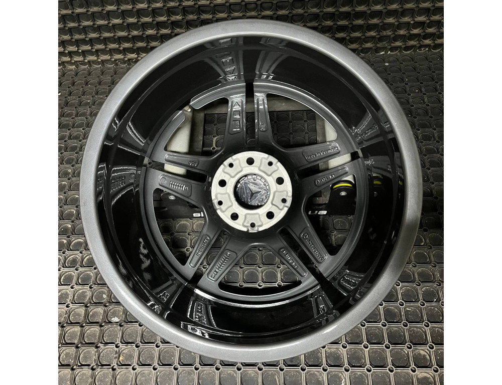 ДИСКИ БУ MERCEDES AMG A2574013000 R19 8J PCD 5X112 ET10 DIA66.6 GMF