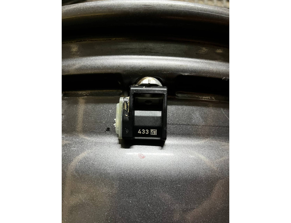 ДИСКИ БУ MERCEDES A2134011600 R18 8J PCD 5X112 ET43 DIA66.6 GMF