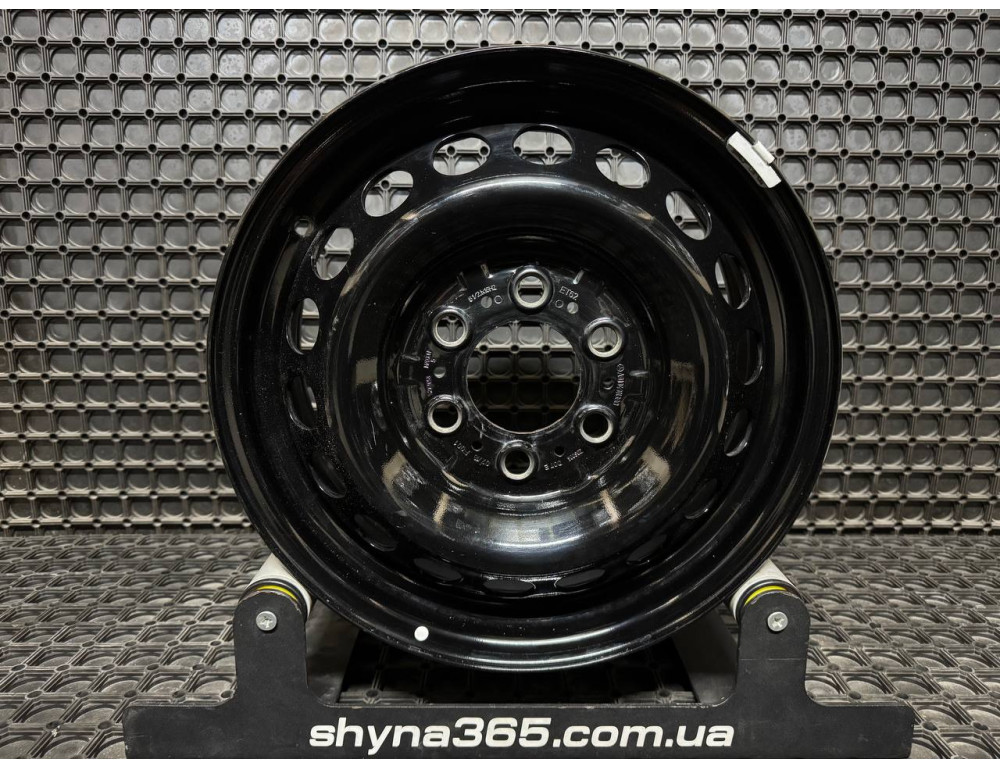ДИСКИ СТАЛЕВІ БУ MERCEDES A9104011300 R16 6.5J PCD 6X130 ET62 DIA84.1 BK