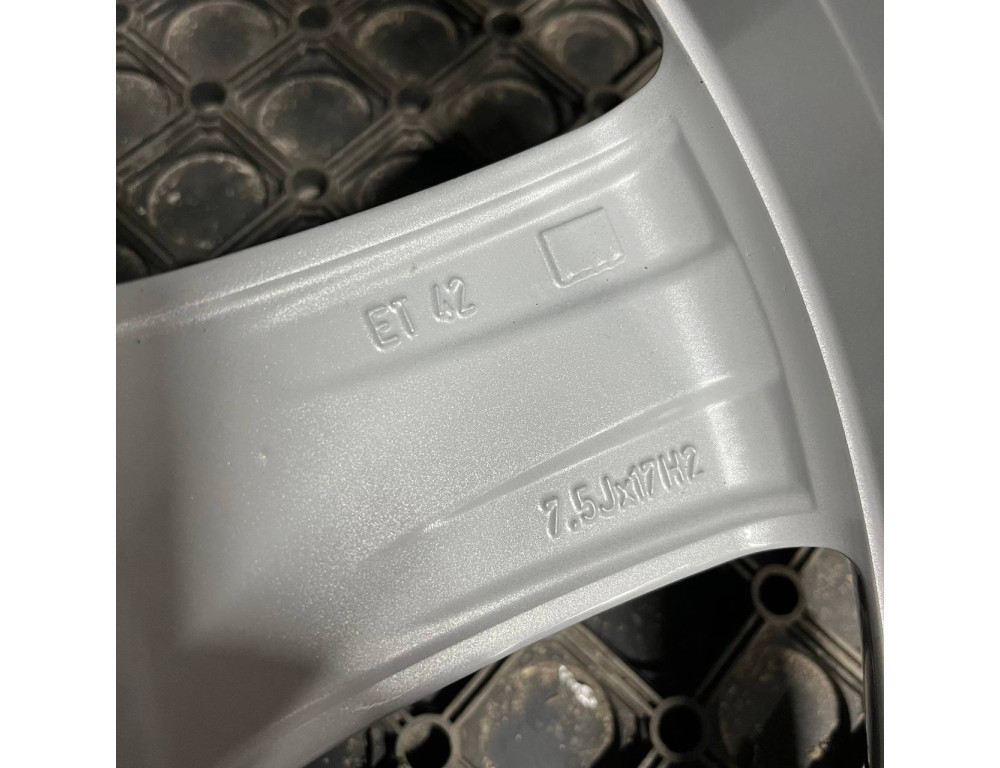 ДИСКИ БУ MERCEDES A1724013602 R17 7.5J PCD 5X112 ET42 DIA66.6 S