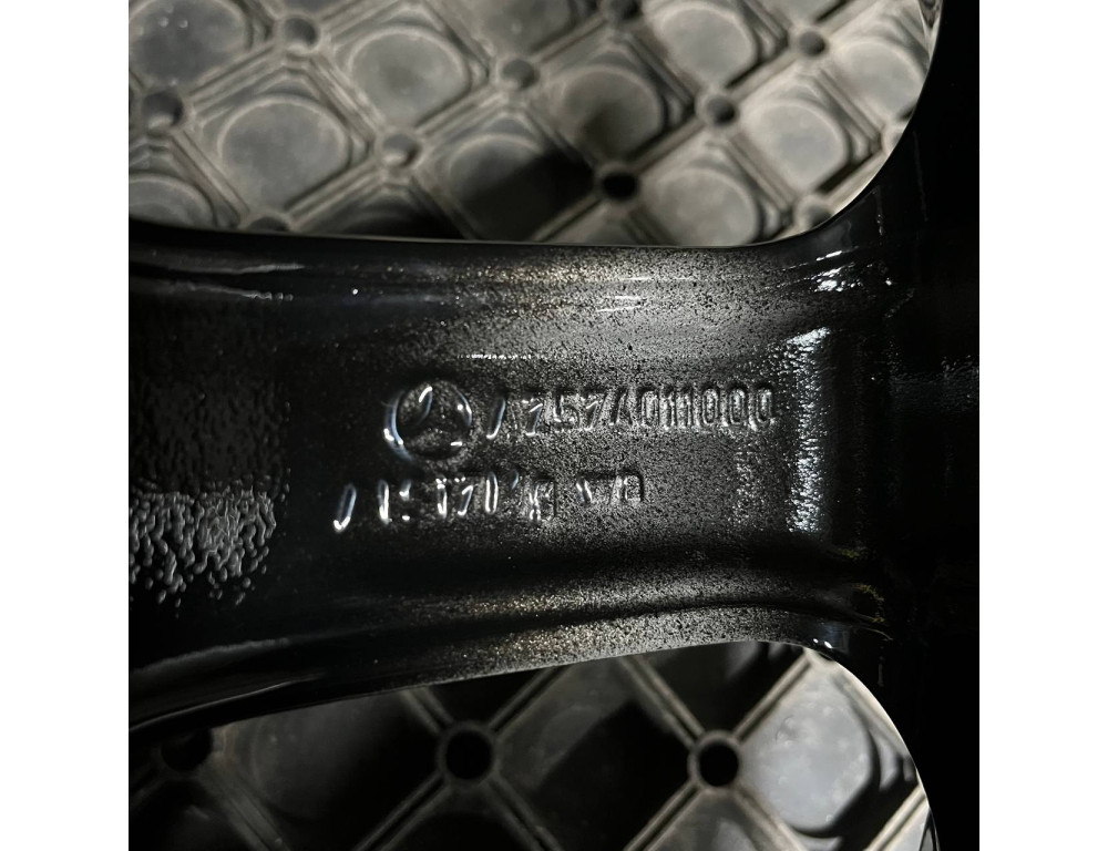 ДИСКИ ДЕМО* MERCEDES A2574011000 R19 8J PCD 5X112 ET33 DIA66.6 BKF