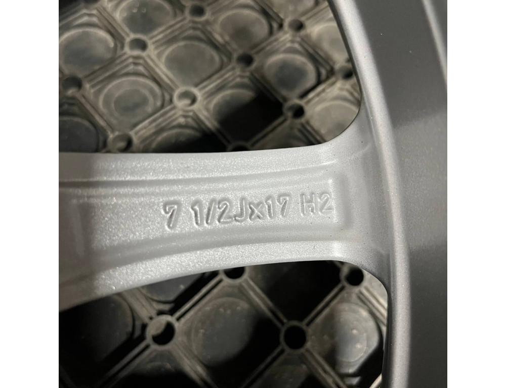 ДИСКИ ДЕМО BMW 6868217 R17 7.5J PCD 5X112 ET27 DIA66.6 S