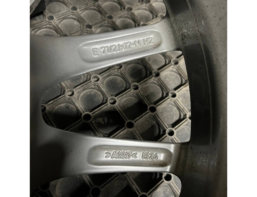 ДИСКИ ДЕМО BMW 6886152 R17 8.5J PCD 5X112 ET24 DIA66.6 GR